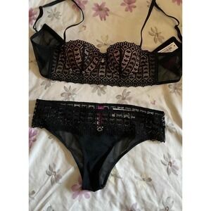 Adore Me's Nymphadora Black Contour Balconette and Cheeky Panty Set